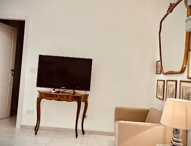 Whitehouse Appartement